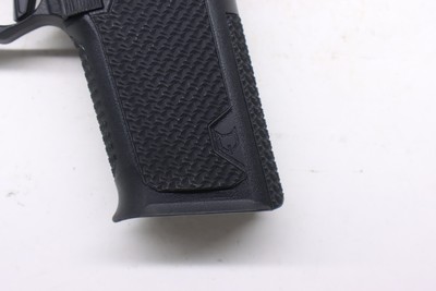 Lone Wolf Dusk 19 9mm Like new in case Trijicon sight LNIB - Image 10 of 14