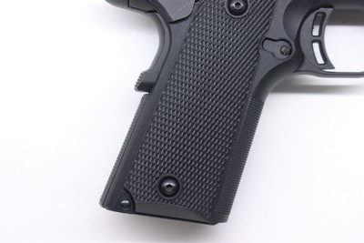 Browning 1911-380 Black Label 380 ACP 2017 like new case 051905192 - Image 5 of 13