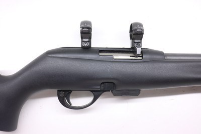 Remington 597 Magnum 22 Mag, 20" barrel, 4 x Factory mags