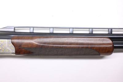 Browning 825 Trap Golden Clays Adj stock 2025 Demo 0183554002 - Image 4 of 20