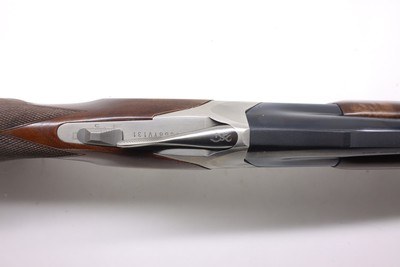 Browning 825 Trap Golden Clays Adj stock 2025 Demo 0183554002 - Image 9 of 20
