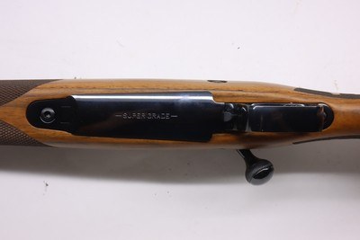 WINCHESTER 70 SUPER GRADE FRENCH WALNUT 6.5 CM 2025 Demo 535239289 - Image 12 of 20