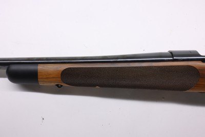 WINCHESTER 70 SUPER GRADE FRENCH WALNUT 6.5 CM 2025 Demo 535239289 - Image 16 of 20