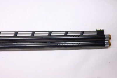 Browning 725 Sporting High Rib Adj Comb 2014 Demo 0136243010 - Image 5 of 20
