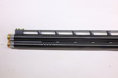 Browning 725 Sporting High Rib Adj Comb 2014 Demo 0136243010 - Image 15 of 20