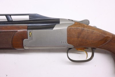 Browning 725 Sporting High Rib Adj Comb 2014 Demo 0136243010 - Image 17 of 20