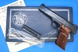 Smith & Wesson Model 41 22LR 5.5