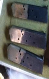 Half tone WWI, mint condition, 1911 Colt magazine - 1 of 6
