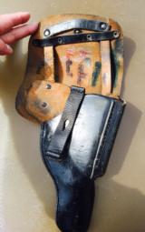 P-38 black leather holster made in 1962 in Berlin - 4 of 4