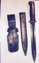 K-98 matching bayonet and scabbard w/frog w/original finish-mint blade - 1 of 16