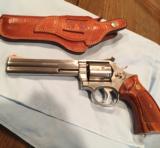 S&W 686 with no dash,6" barrel Stainless Steel,action job
- 13 of 13