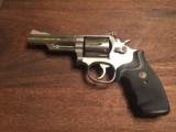 Smith and Wesson Mod 66-2 Stainless revolver - 1 of 5