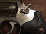 Smith and Wesson Mod 66-2 Stainless revolver - 2 of 5