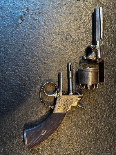Cased Civil War Era 80 Bore British Percussion Revolver made by Worton