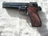 SMITH & WESSON PERFORMANCE CENTER MODEL 952-1 IN LIKE NEW ORIGINAL CONDITION - 2 of 16