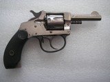 H & R mod. 1906 cal.22 revolve in good working condition with bright bore 2.5 in barrel - 2 of 12