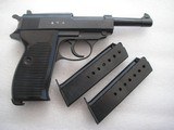 WALTHER
P 38 AC/42 IN LIKE NEW ORIGINAL 99% BEAUTIFUL BLUING FULL RIG 2 MAGS, HOLSTER - 3 of 20
