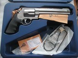 SMITH & WESSON MOD.460 XVR CAL. 460 MAG. 8.5" BARREL LIKE NEW IN ORIGINAL CASE WITH ALL TOOLS AND PAPERS - 1 of 20