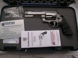 SMITH AND WESSON MODEL 460V CAL.S&W 460 MAG IN LIKE NEW ORIGINAL CONDITION IN THE CASE - 1 of 20