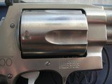 SMITH & WESSON MOD. 500 IN LIKE NEW ORIGINAL CONDITION IN THE FACTORY CASE WITH 4 " BARREL - 9 of 20