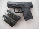 SMITH & WESSON MODEL M&P40c IN LIKE NEW ORIGINAL CONDITION CAL. 40 S&W WITH 3.5" BARREL - 2 of 15
