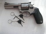 TAURUS MOD. 627T TRACKER 7 SHOT ALL TITANIUM 4" POTED BARREL LIKE NEW IN ORIGINAL CASE - 2 of 18