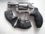 SMITH & WESSON MODEL 60.357 Mag LIKE NEW IN CASE POLISHED STAINLESS STEEL - 5 of 20