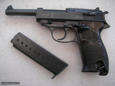 WALTHER P.38 AC/41 IN A VERY GOOD CONDITION, BRIGHT BORE, MATCHING MAGAZINE