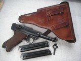 MAUSER MODEL P.08 1940 DATED LUGER FULL RIG WITH 2 MATCHING MAGAZINES PISTOL - 1 of 19