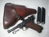 MAUSER MODEL P.08 1940 DATED LUGER FULL RIG WITH 2 MATCHING MAGAZINES PISTOL - 5 of 19