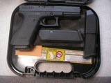 GLOCK MOD. G22 CAL. 40S&W LIKE NEW IN ORIGINAL CASE WITH 2-10 RDS & 1-15 RDS MAGAZINES