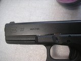 GLOCK MOD. G22 CAL. 40S&W LIKE NEW IN ORIGINAL CASE WITH 2-10 RDS & 1-15 RDS MAGAZINES - 13 of 18