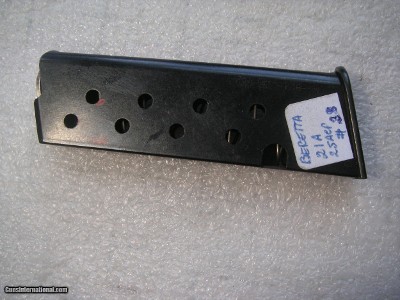 BERETTA MODEL 21A CALIBER 25 ACP MAGAZINE IN LIKE NEW ORIGINAL FACTORY CONDITION