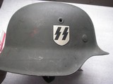 WW2 NAZI'S SS HELMET IN EXCELLENT ORIGINAL PRSTINE CONDITION WITH SINLE DECOL 1943 DATED - 1 of 19
