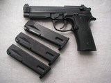 BERETTA MODEL 92X PISTOL IN LIKE NEW ORIGINAL FACTORY CONDITION IN THE MATCHING CASE - 20 of 20