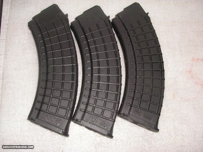 AK-47 NEW CONDITION 3-30 ROUNDS PRO MAG BLACK POLIMER 7.62X39mm MAGAZINS IN THE POUCCH