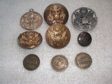 US MILITARY WW1 AND WW2 BADGES AND BATTON IN VERY GOOD ORIGINAL CONDITION - 3 of 10