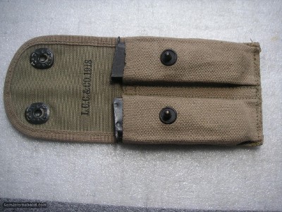 2 1911 MAGAZINES CASE DATED 1918 WITH 2-7 ROUNDS CAL. 45 ACP MAGAZINES