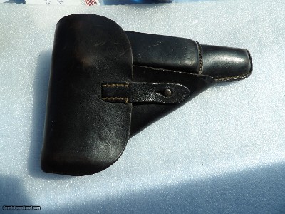P38 1943 DATED WW2 HOLSTER IN VERY GOOD CONDITION