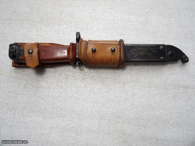 RUSSIAN AK-47 BAYONET/DAGGER & WIRECUTTER TOOL