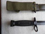 COLT AR-15 BAYONET WITHSCABBARD IN GOOD CONDITION - 5 of 18
