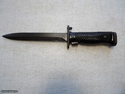 M-5 A1 GARAND BAYONET IN EXCELLENT CONDITION