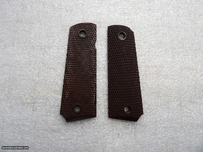 WW2 1911A1 GRIPS IN EXCELLENT ORIGINAL CONDITION