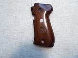 BROWNING BDA 380, OR BERETTA FACTORY GRIPS - 5 of 10