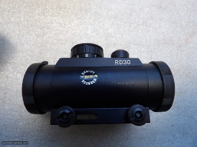 RED DOT SIGHTS IN NEW FACTORY ORIGINAL CONDITION - Image 5 of 18