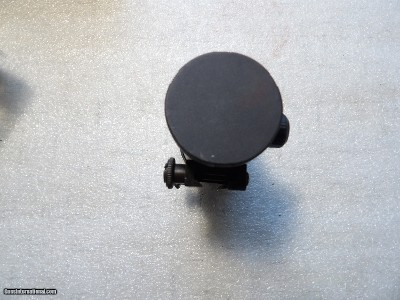 RED DOT SIGHTS IN NEW FACTORY ORIGINAL CONDITION - Image 9 of 18