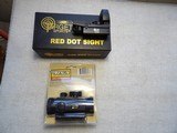 RED DOT SIGHTS IN NEW FACTORY ORIGINAL CONDITION - 1 of 18