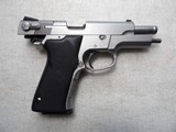 S & W MOD. 4006 STAINLESS STEEL IN EXCELLENT CONDITION - 14 of 20