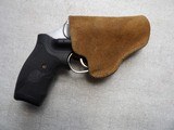 2 REVOLVER HOLSTERS IN EXCELLENT CONDITION - 4 of 12