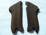 LUGER GRIPS IN VERY GOOD ORIGINAL CONDITION - 2 of 10